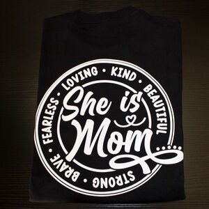Mom Graphic T-Shirt